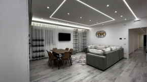 Ezlin House -quattro passi dal mare Savona